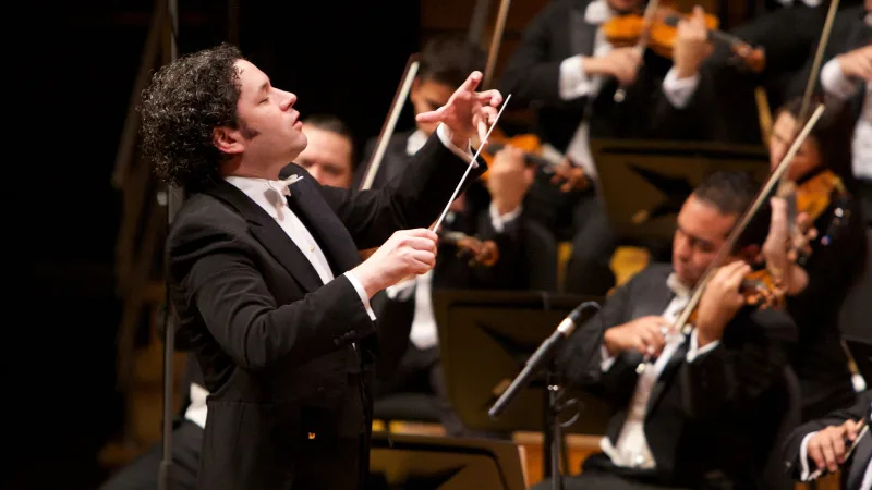 Gustavo Dudamel y la Sinfónica Nacional Juvenil de Venezuela actuarán el 1 de noviembre en Zaragoza